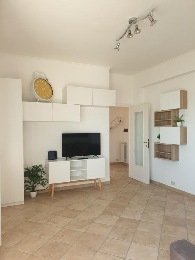 Il Mare Di Roma Apartment リド・ディ・オスティア エクステリア 写真
