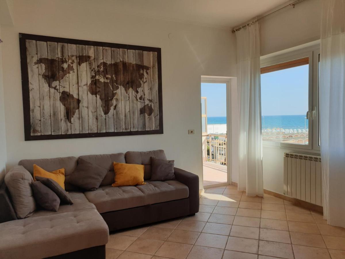 Il Mare Di Roma Apartment リド・ディ・オスティア エクステリア 写真
